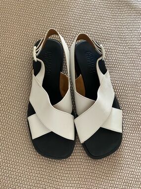 CAMPER Dana Sandals in white